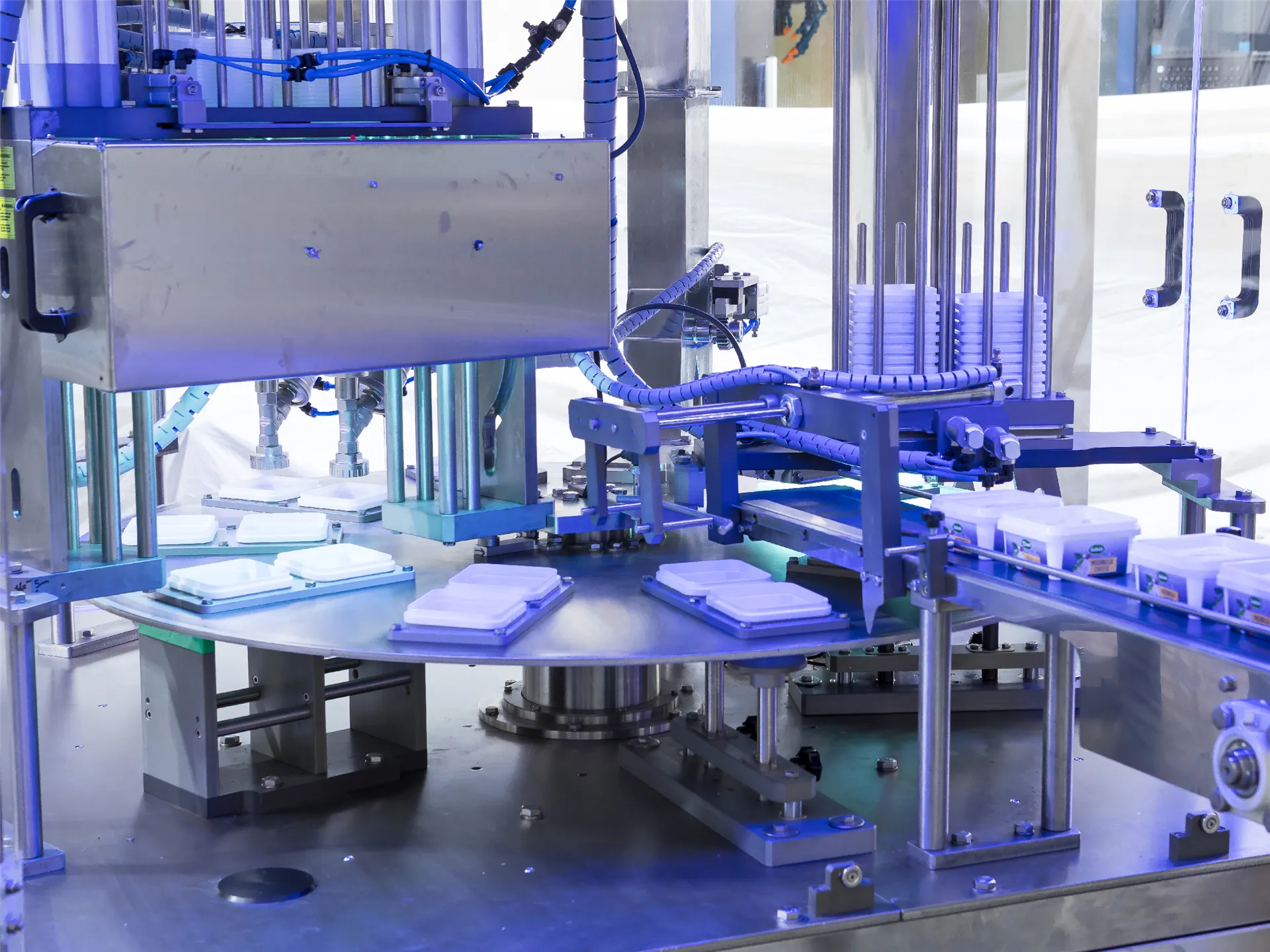 ماكينة صواني دوّارة جاهزة – AT-TR (صواني دوّارة)