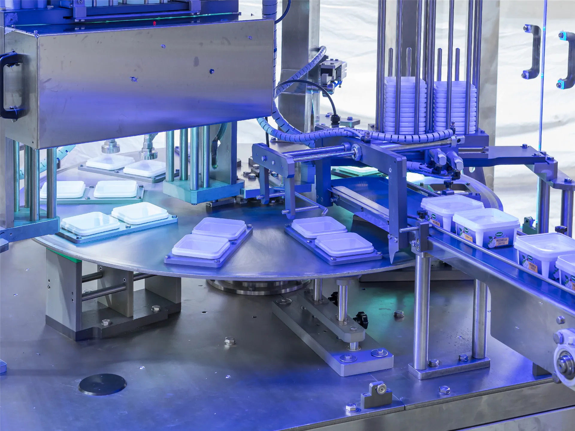 ماكينة صواني دوّارة جاهزة – AT-TR (صواني دوّارة)